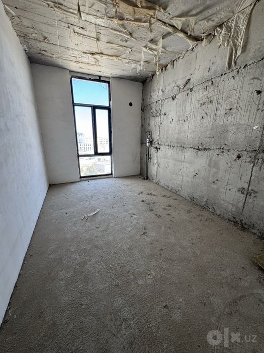 Bukhara cityda 3 xonalik xonadon sotiladi arzon