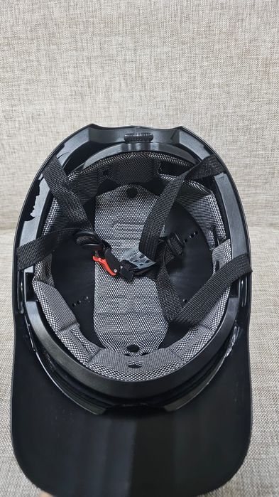 Продам каску для вело и мото.