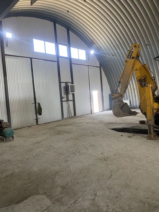 Сдаеться в аренду ангар.