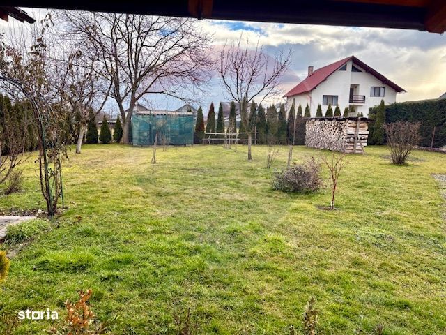 Casă / Vilă cu 6 camere de vânzare
