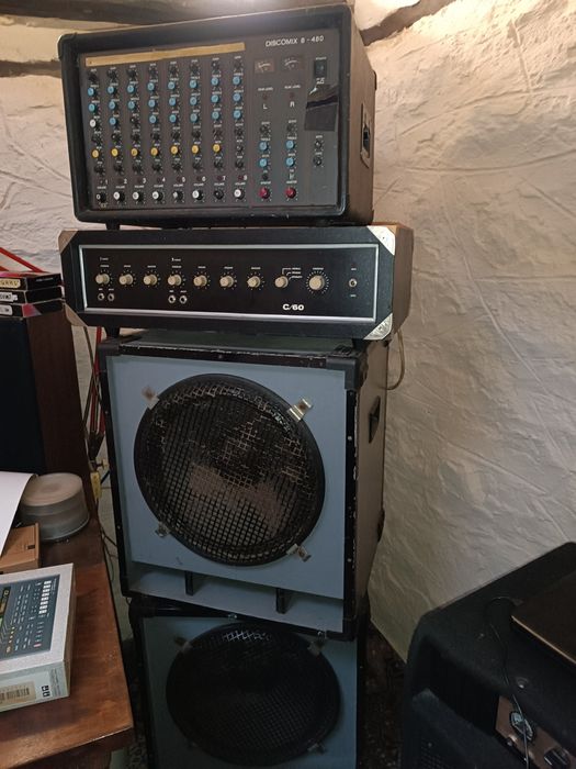 Продавам техника за домашно звукозаписно студио