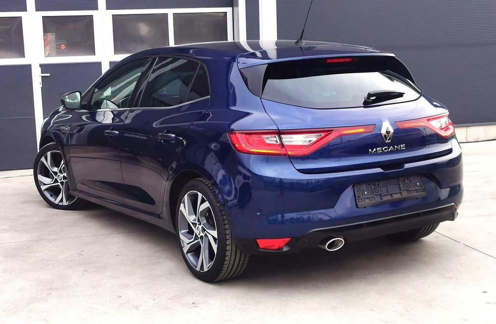 Renault Megane Bose 1.5 dCi-115CP Led/Distronic/NaviMare/Piele/Cameră