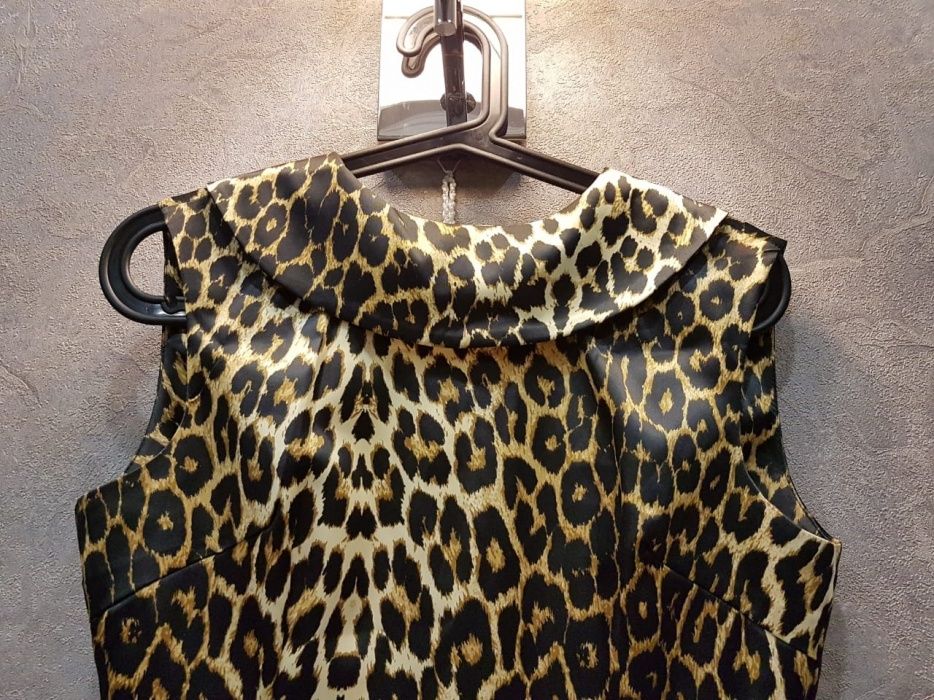 Продам платье, размер 44-46