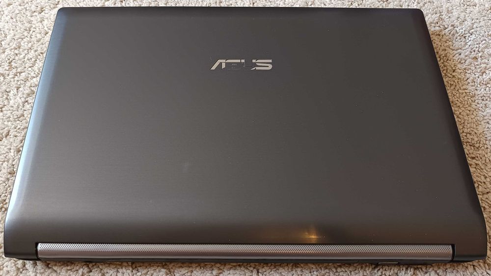 Laptop Asus N53Jg Intel I3  HDD/SSD Ram 8 Gb Video dedicat Nvidia GT 415 display 15.6 Inch