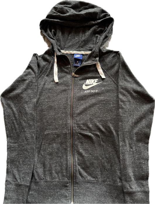 Дамски спортен екип Nike