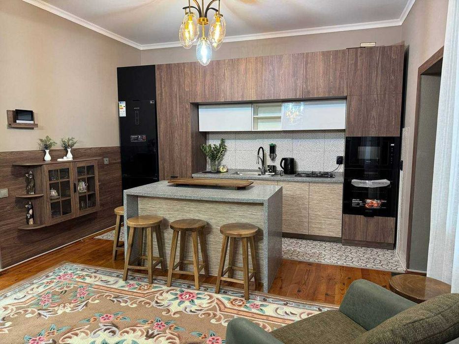 Сдам в аренду дом на участке(2,5 сотки)в Ракат махалле.Яккасарайский р