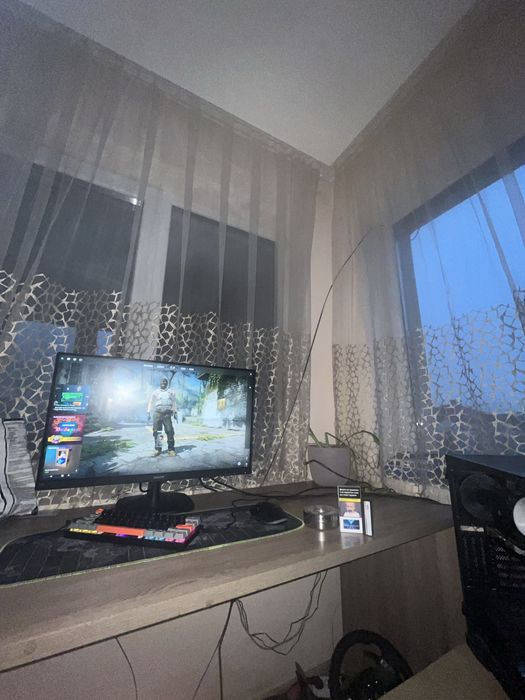 Gaiming pc + philips 27” 75hz готов за игра