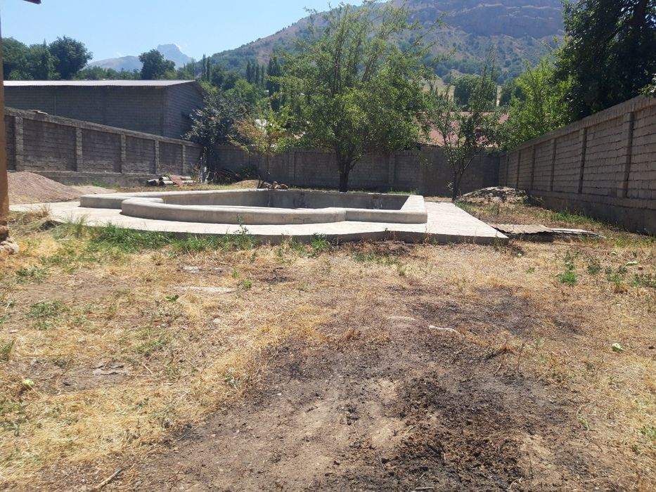 Продается срочно супер скидка, находится 15 мин от Нанайского водопада