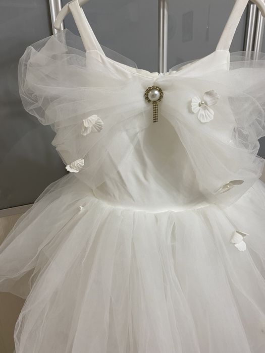 Продам платье на девочку