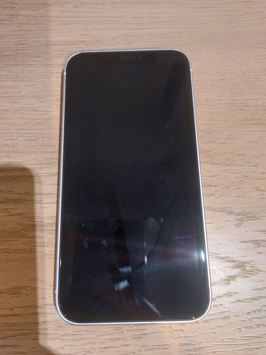 Iphone xr     64