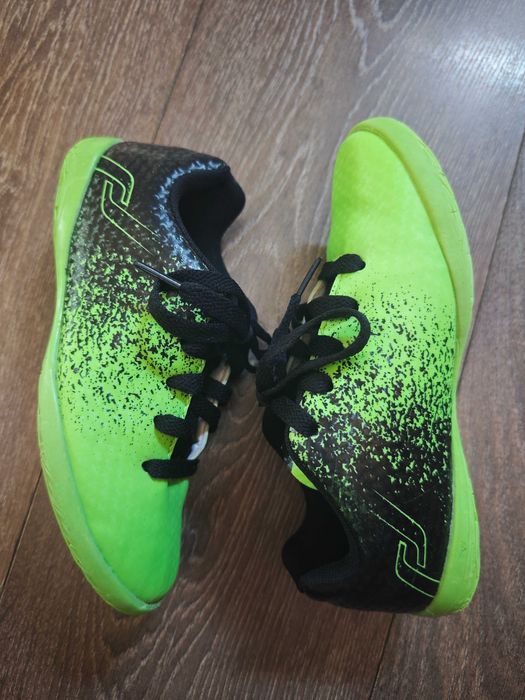 Футболни обувки - 31 номер