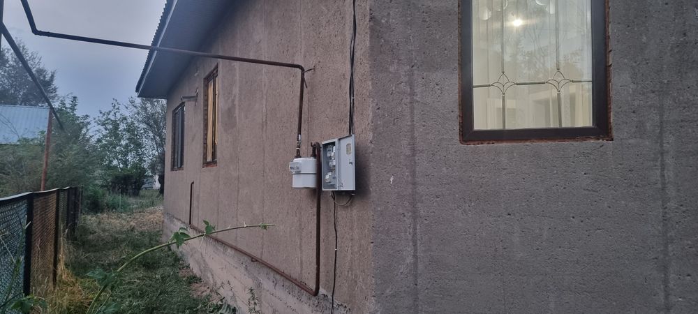 Продам дом в селе Енбекшиарал