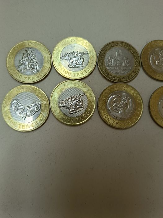 Продам коллекционные монеты.