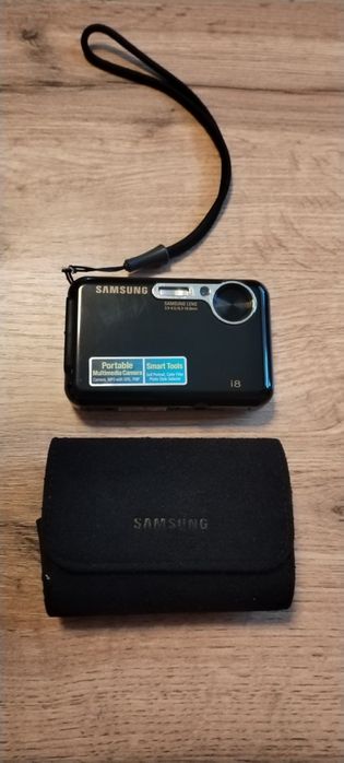Продам цифровой фотоаппарат Samsung i8
