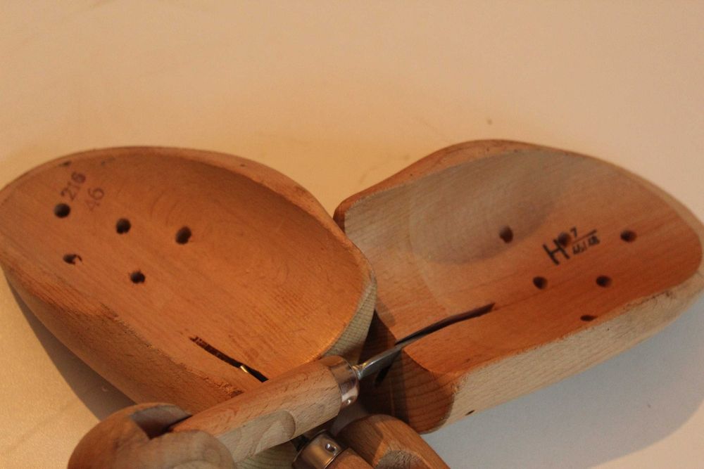 Дървени калъпи за обувки