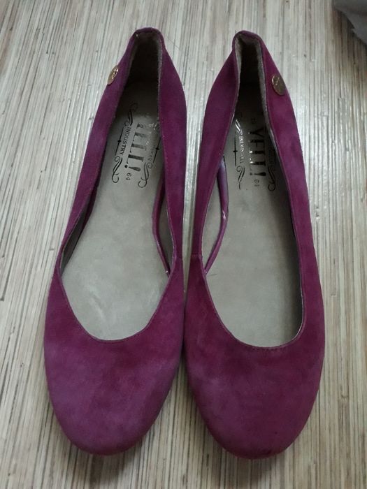 Продам замшевые балетки
