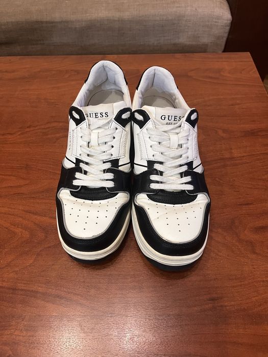 Оригинални обувки Guess Ancona