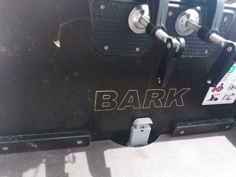Продавам лодка BARK