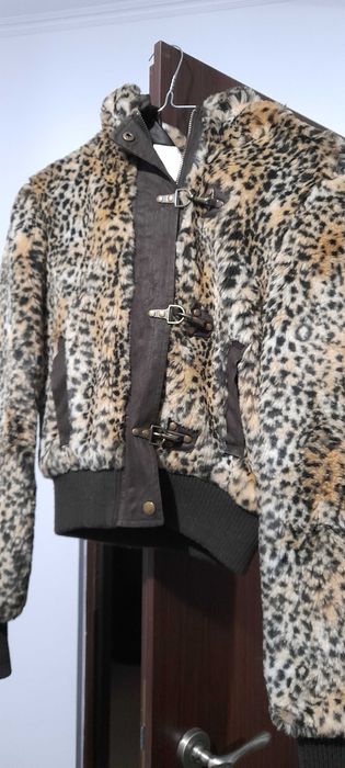 Geaca "H&M" exceptionala