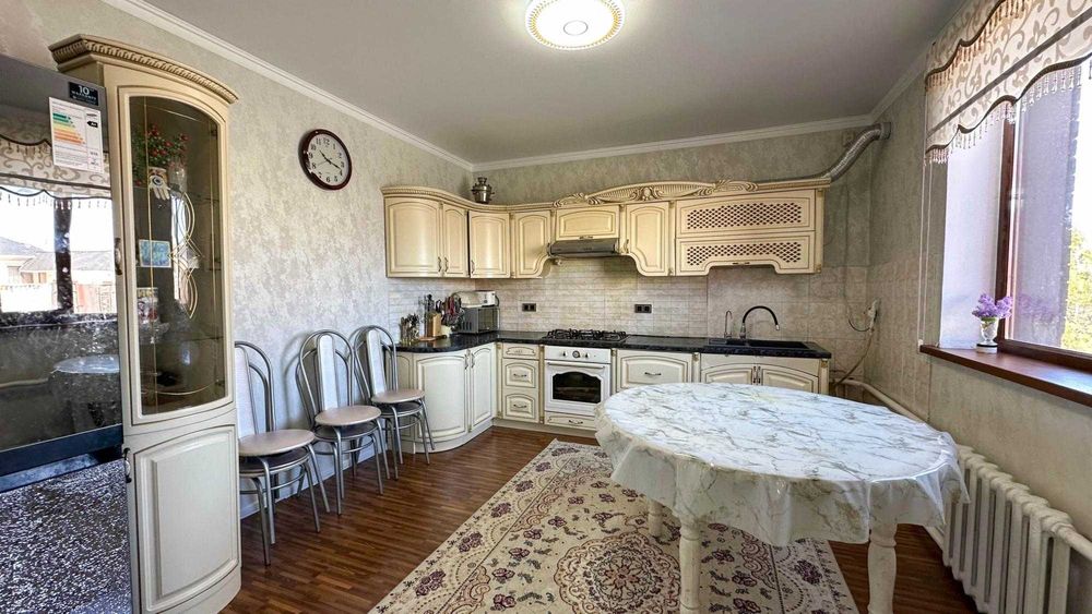 продается 5 ком частный до зжр Бағашар Империя