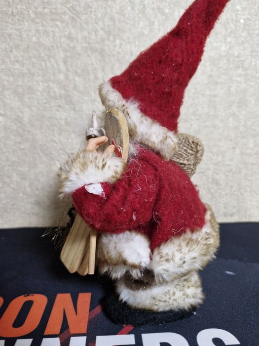 Новогодняя игрушка дед мороз