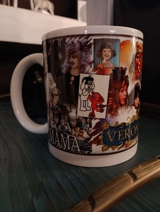 Cană Nostalgia Mihaela, Mama, Veronica