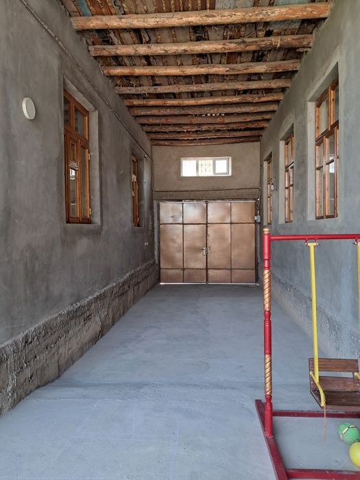 Сотилади ховли уй Икбол махалла