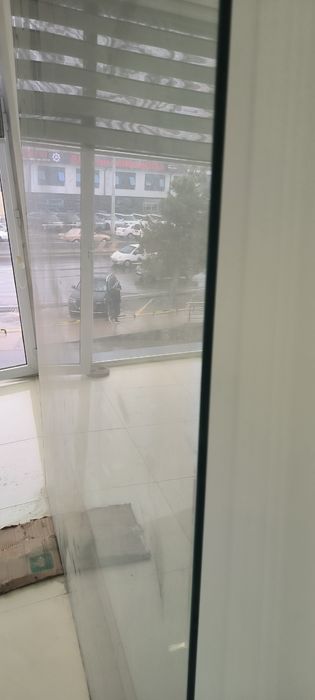 Продается стекло из офиса с самовывозом.