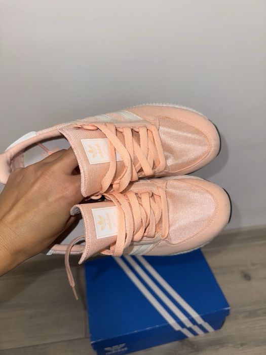 Adidas Дамски маратонки Adidas