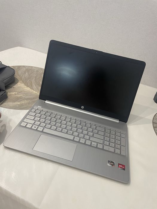 Ноутбук HP 15s-eq2038ur