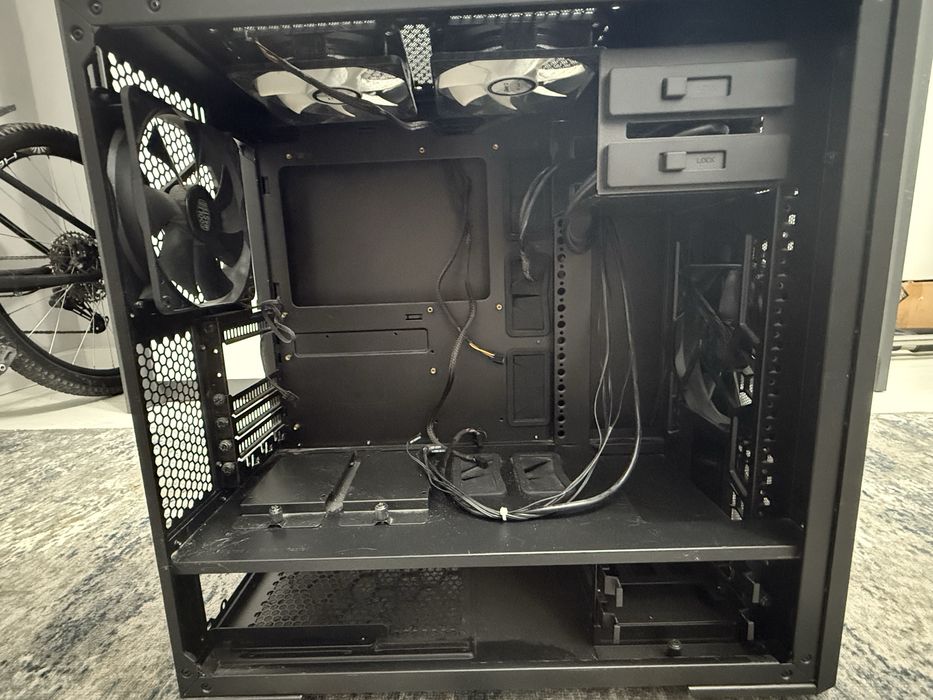 Компьютерный корпус CoolerMaster