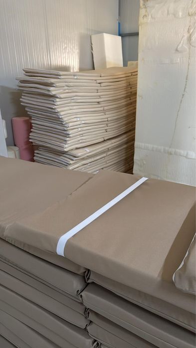 Saltele pentru sezlong,saltele pentru pat,baldachin,perna sezlong