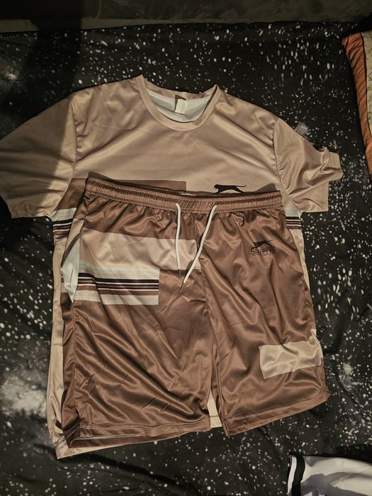 Продам костюм летний