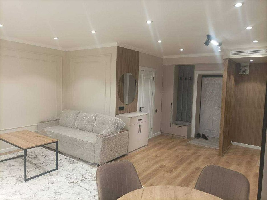 2в3-х комнатная квартира метро Космонавтов ID: 5874