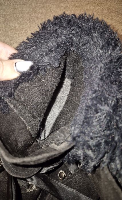 Дамски велурени боти