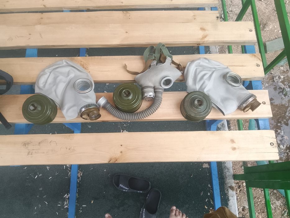 Продадим противогазы