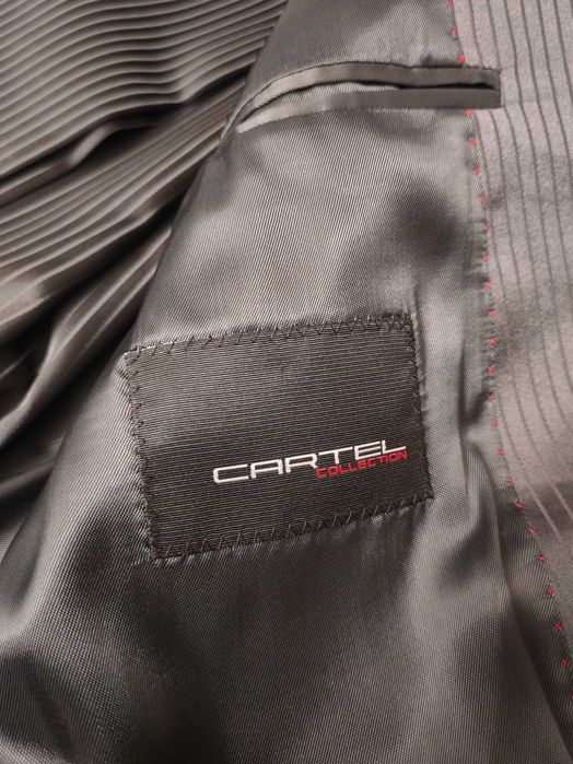 Мъжки Костюм "Пиер Карден"