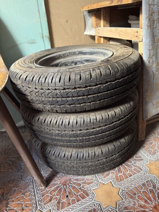 Дамас  ва Лабо балони 4 та
