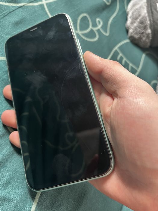 Айфон 11 128gb.