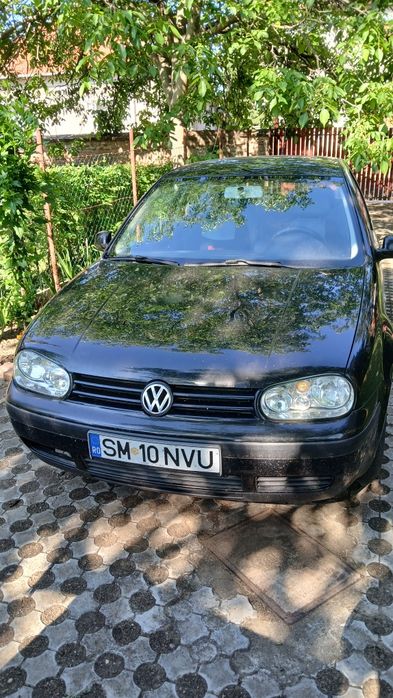 vând Volkswagen Golf 4, 2001