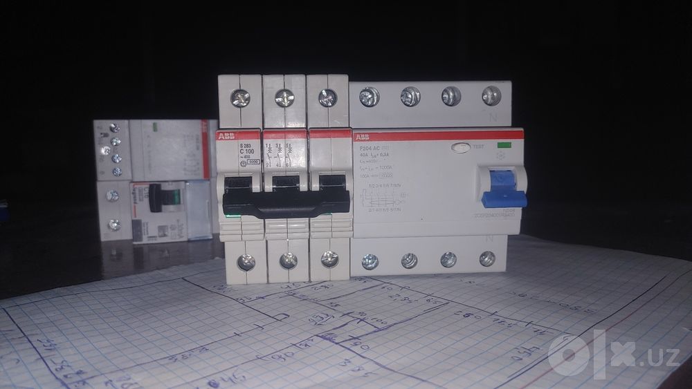 УЗО ABB  AC 4P 40A 30mA(3 фазный)