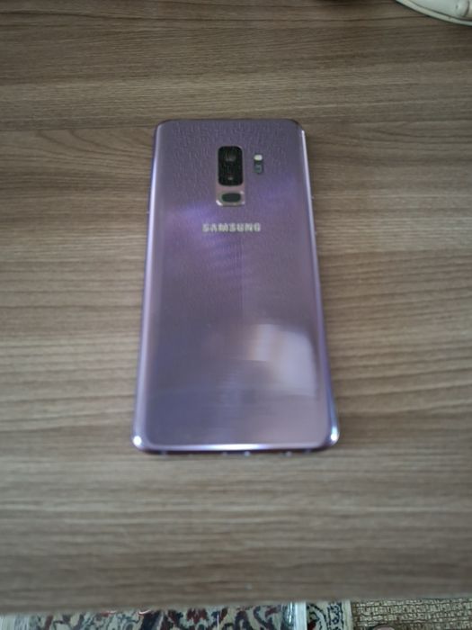 Продам Самсунг S 9+