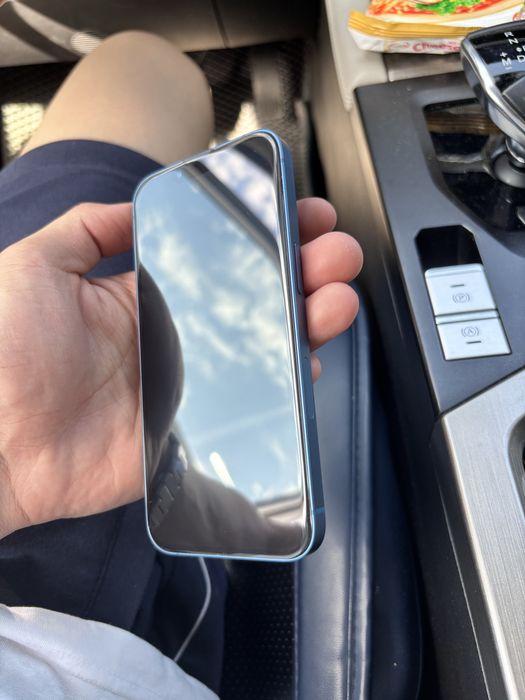 Срочно Продам iphone 13