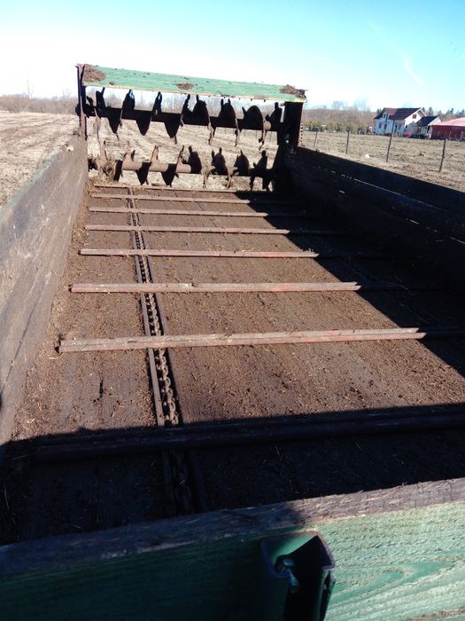 Mig de gunoi remorca gunoi