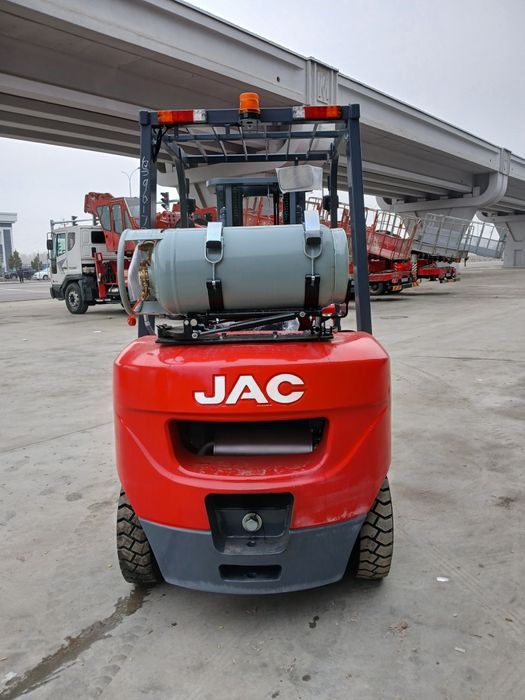 Газобензобензиновый Вилочный погрузчик Авто Кара Avto Kara JAC 2.5 тон