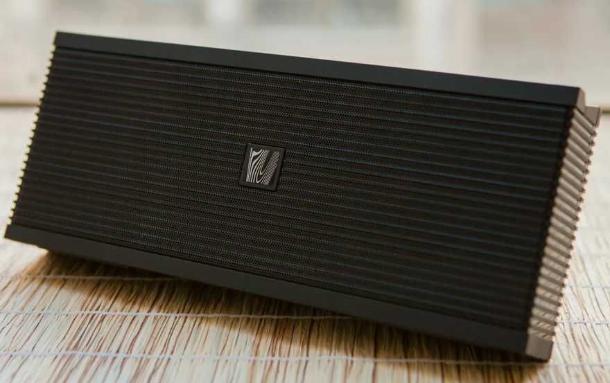 ЧИСТО НОВА Bluetooth тонколона Soundfreaq Sound Kick (SFQ-04) – С кутия