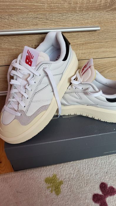 Чисто нови  мъжки маратонки