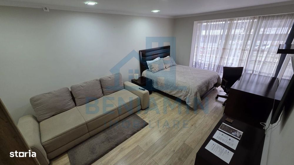 Garsoniera decomandata spatioasa Tractorul Coresi 52mp parter