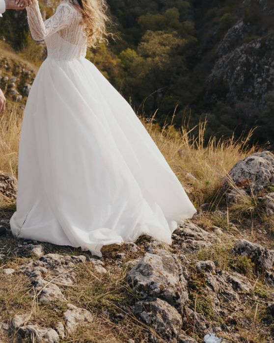 Rochie de mireasa tip printesa