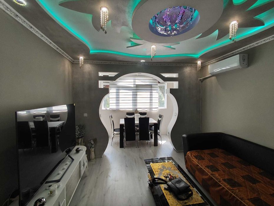 Тристаен апартамент, кв. Запад 3